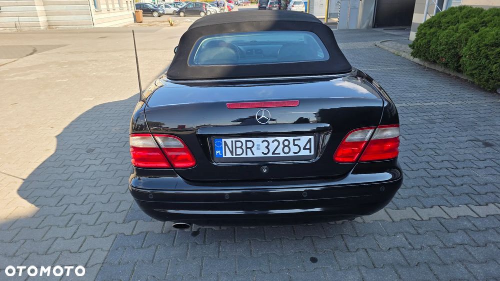 Mercedes-Benz CLK 320 - 6
