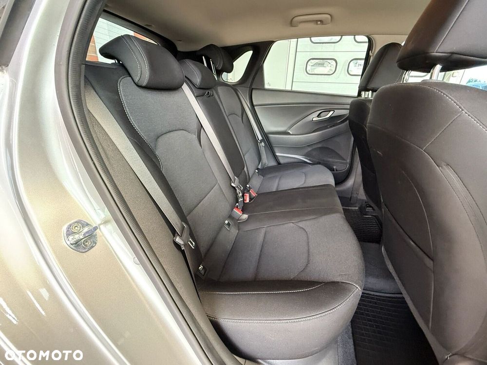 Hyundai i30 1.5 DPI Comfort - 13