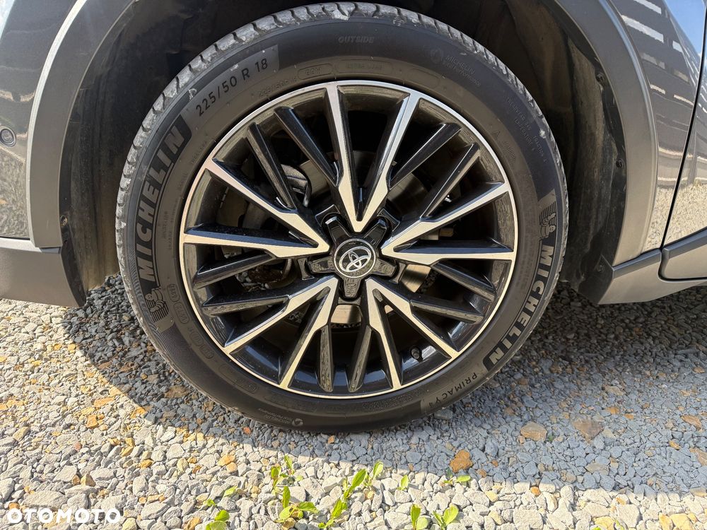 Toyota C-HR 1.2 T Premium CVT 4x4 - 7