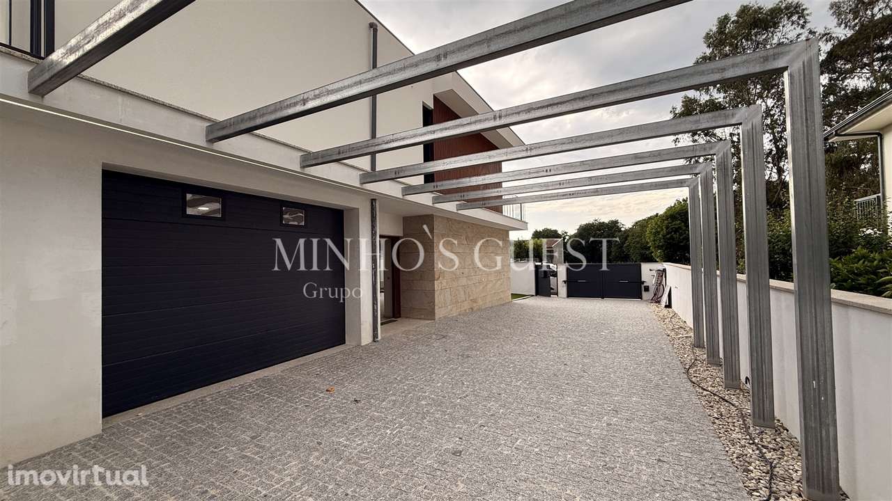Moradia Individual V4 (274m2) c/ AC e Logradouro - Palmeira Braga - Grande imagem: 3/30