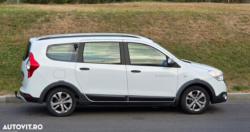 Dacia Lodgy 1.2 TCe 115 CP Stepway - 8