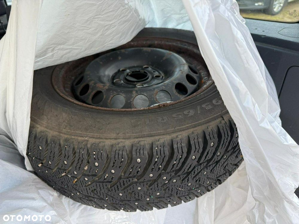 Volkswagen Caddy - 24