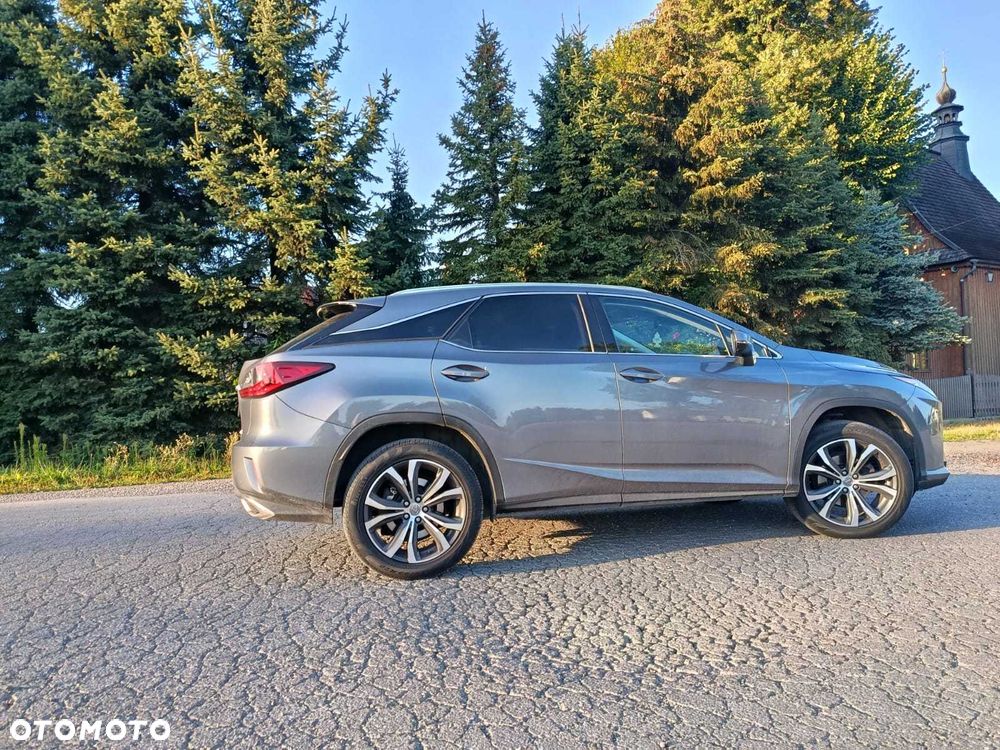Lexus RX - 7