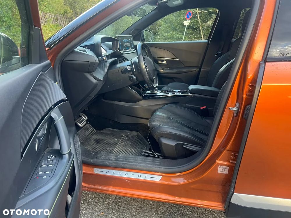 Peugeot 2008 1.5 BlueHDi GT Line S&S EAT8 - 8