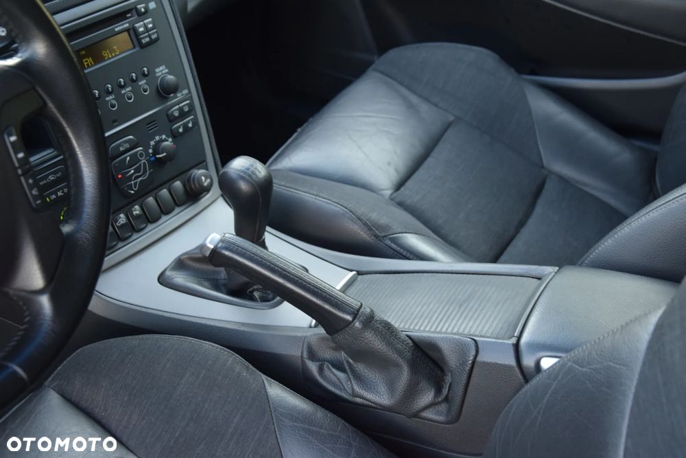 Volvo V70 2.4 Kinetic - 28