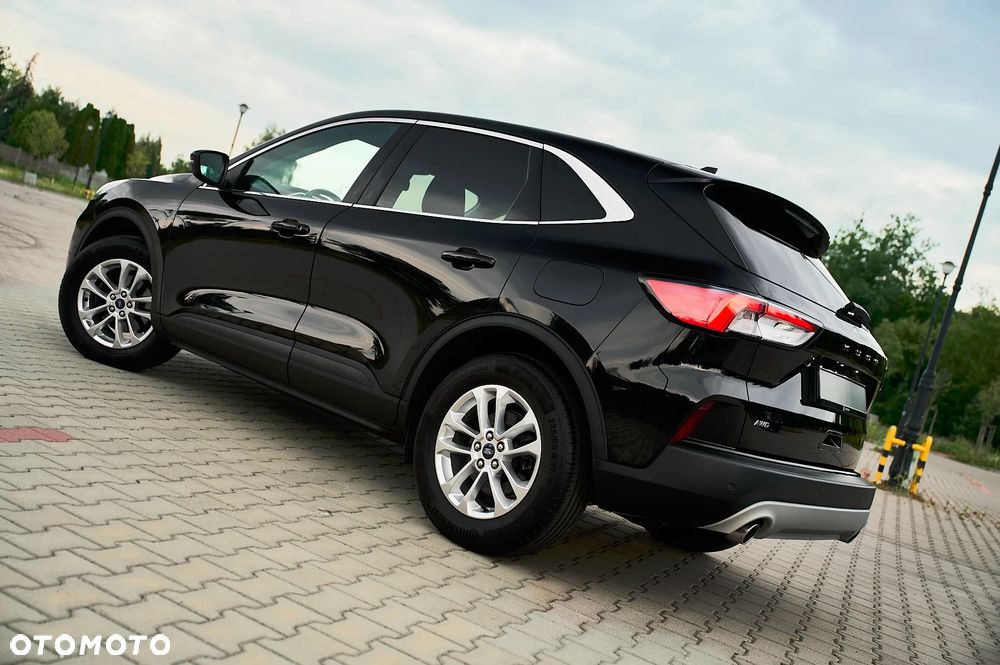 Ford Kuga 2.0 EcoBlue AWD Titanium - 3