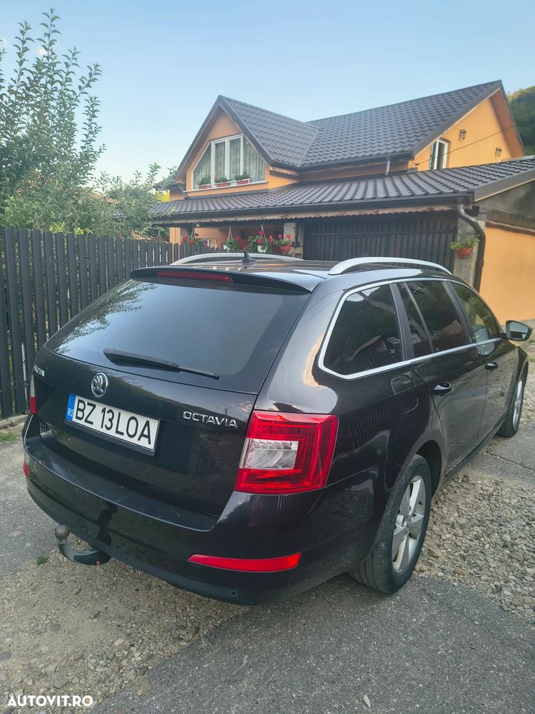Skoda Octavia 2.0 TDI DSG Ambition - 6