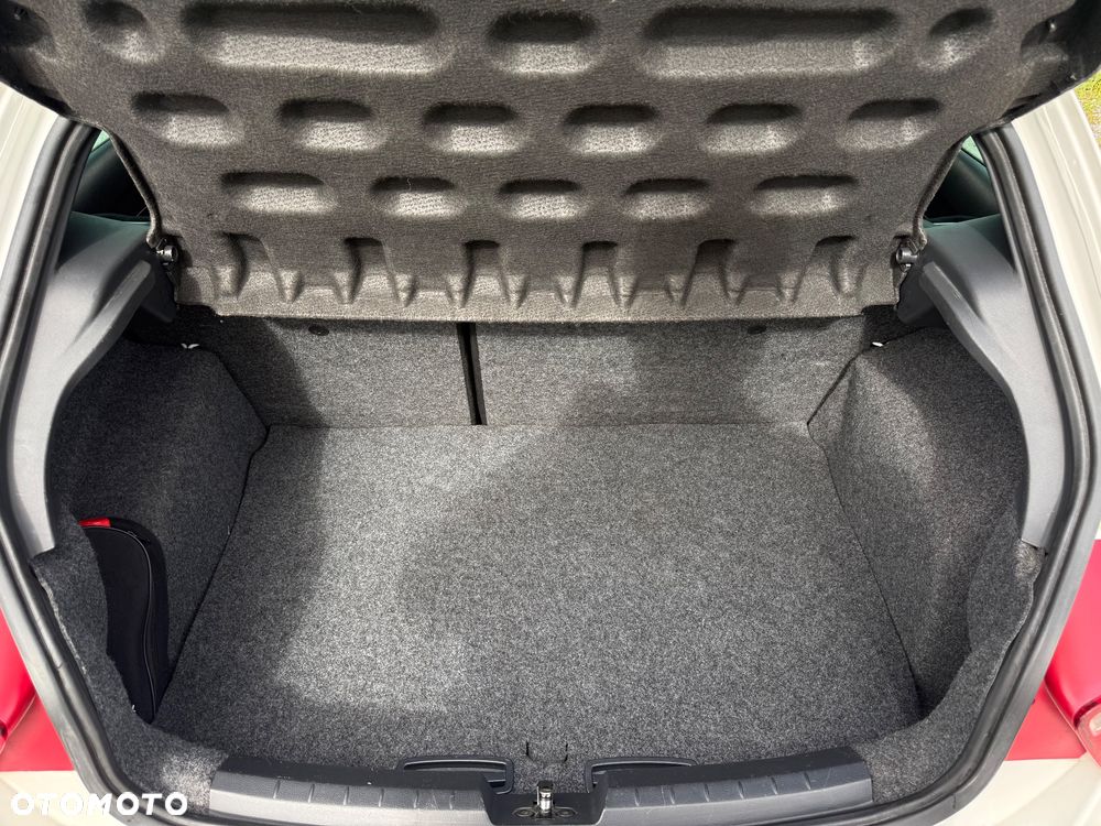 Seat Ibiza SC 1.4 TSI DSG Cupra - 11