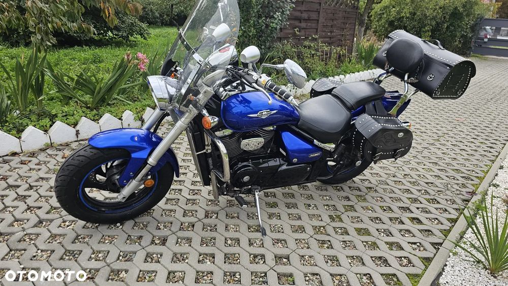 Suzuki Boulevard - 1