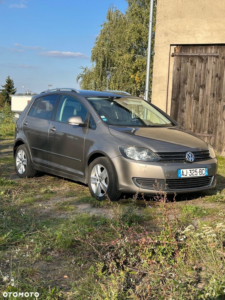 Volkswagen Golf Plus 1.6 TDI BlueMot Comfortline DSG - 2