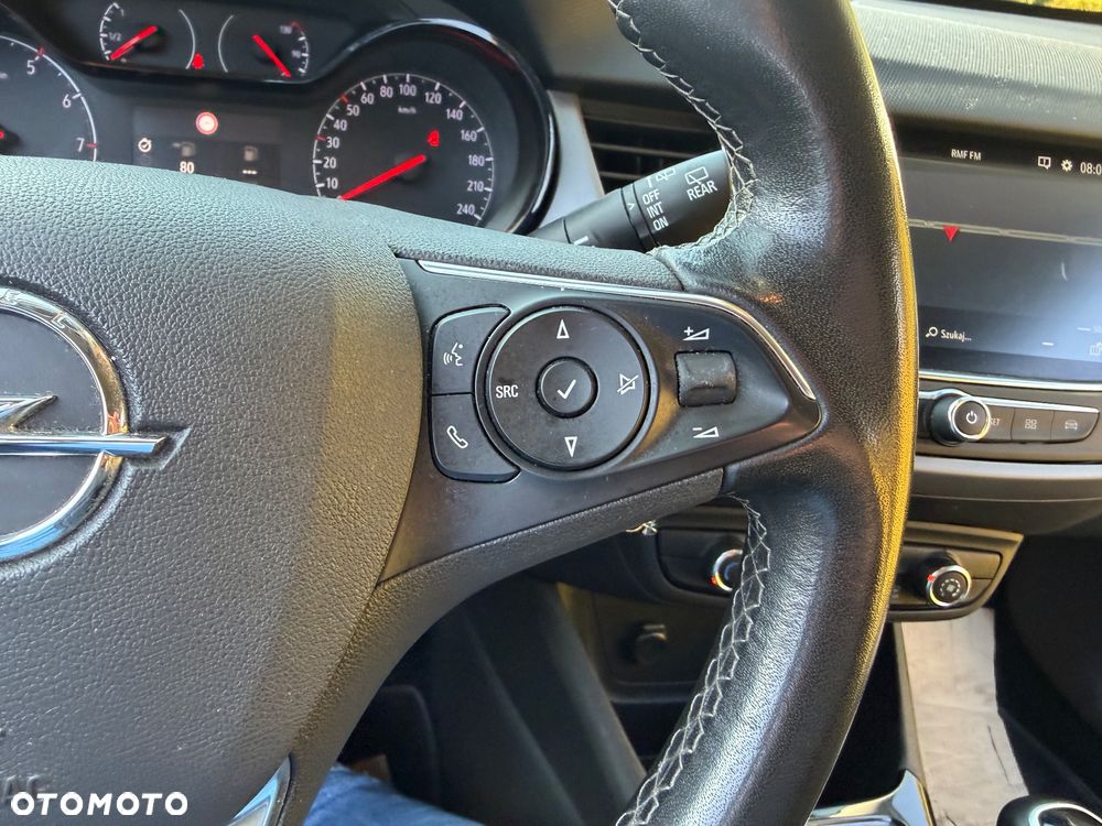 Opel Crossland X - 26
