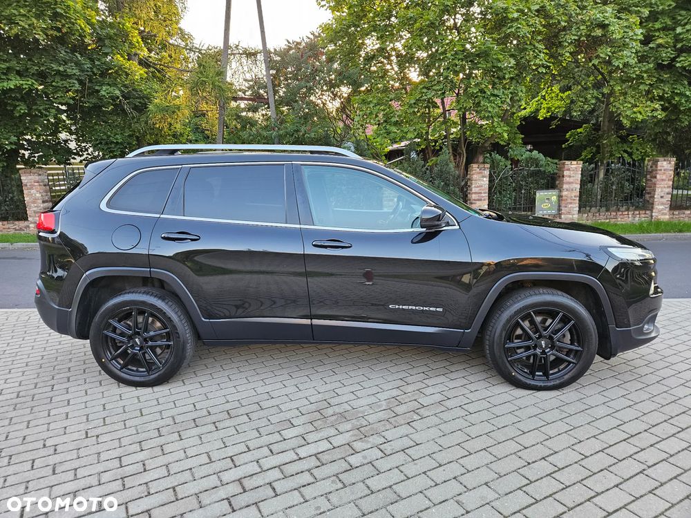 Jeep Cherokee - 7