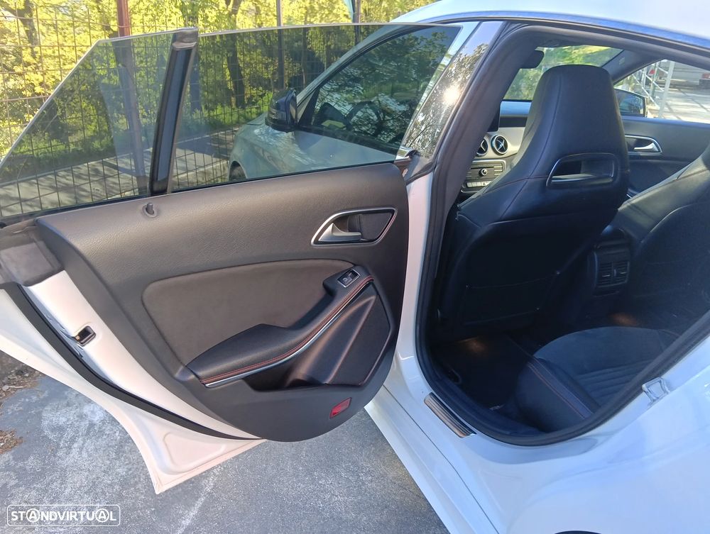 Mercedes-Benz CLA 200 d Shooting Brake AMG Line Aut. - 22