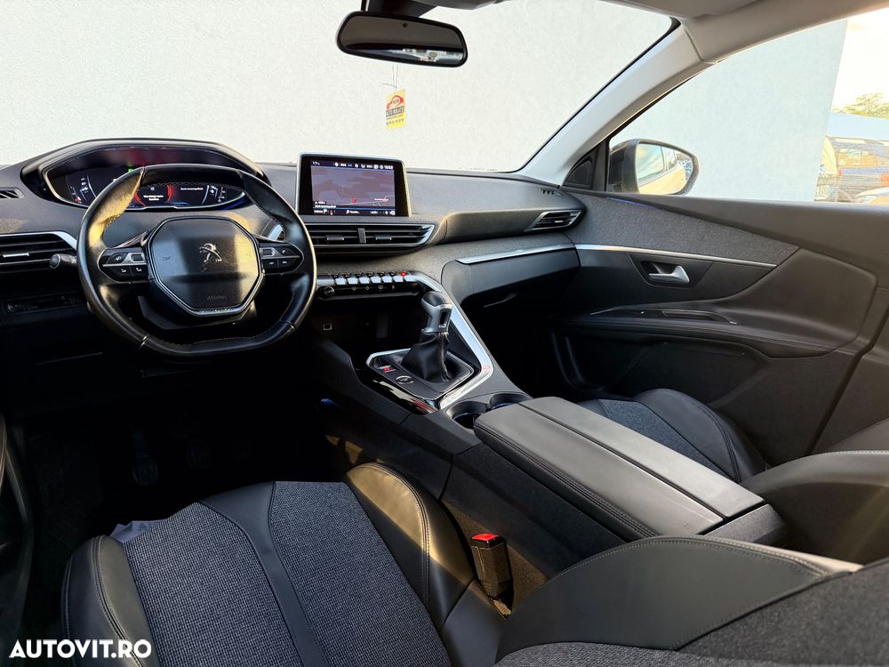Peugeot 3008 HDi 115 Allure - 20