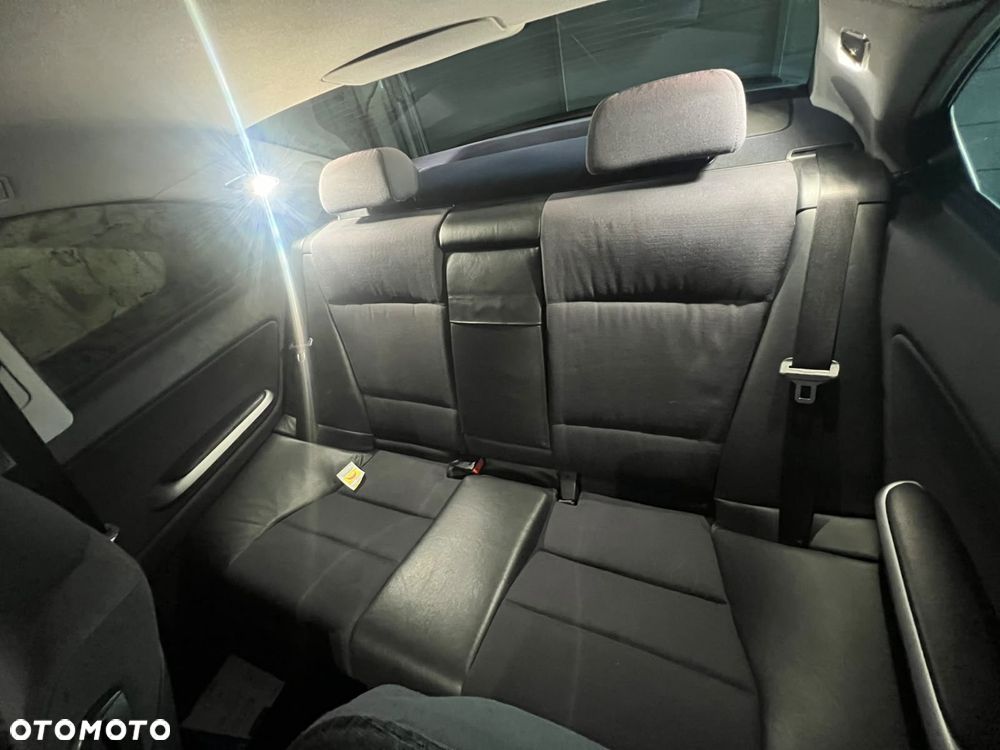 BMW Seria 3 - 12