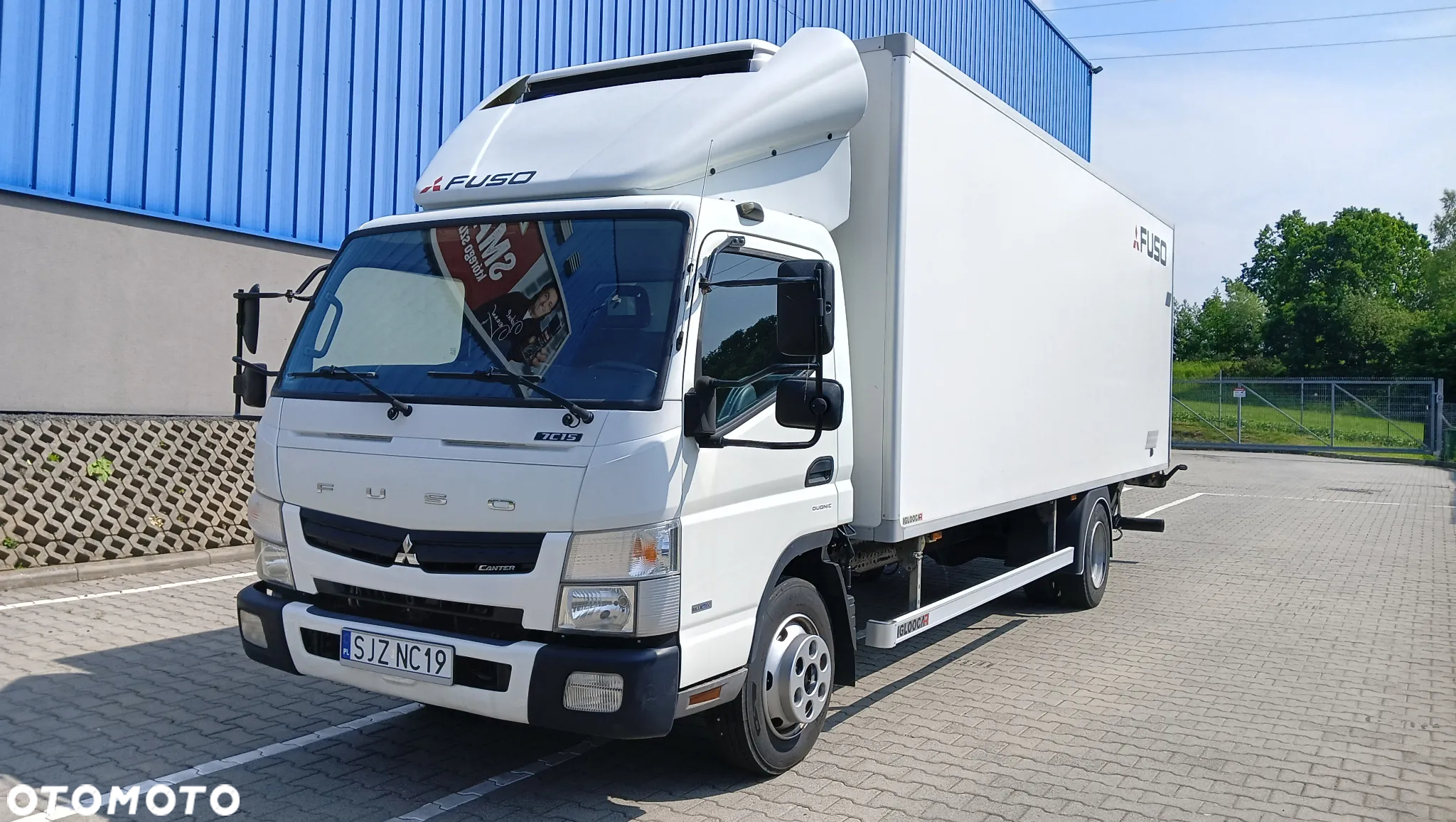 FUSO Mitsubishi Canter 7C15 - 2