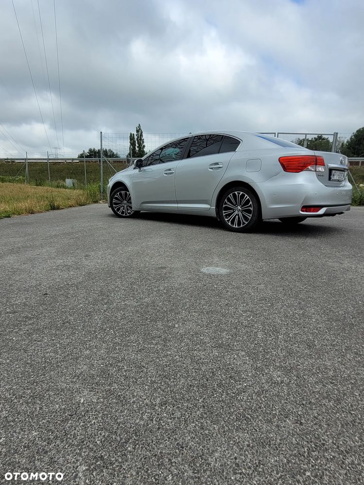 Toyota Avensis 1.8 Sol MS - 10
