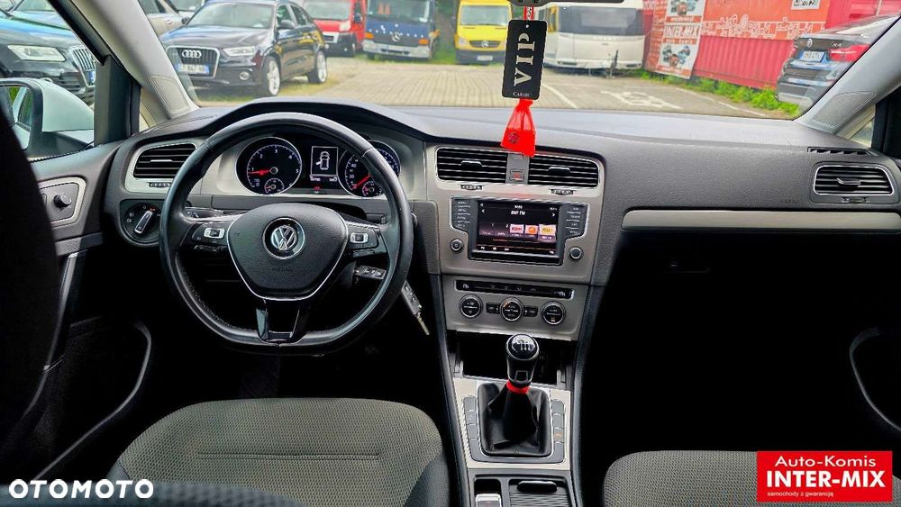 Volkswagen Golf - 29