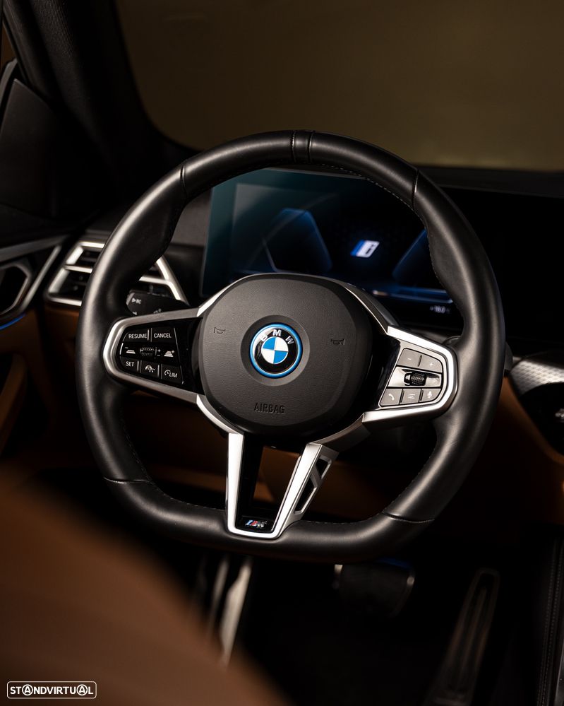 BMW i4 eDrive40 Pack Desportivo M Pro - 24