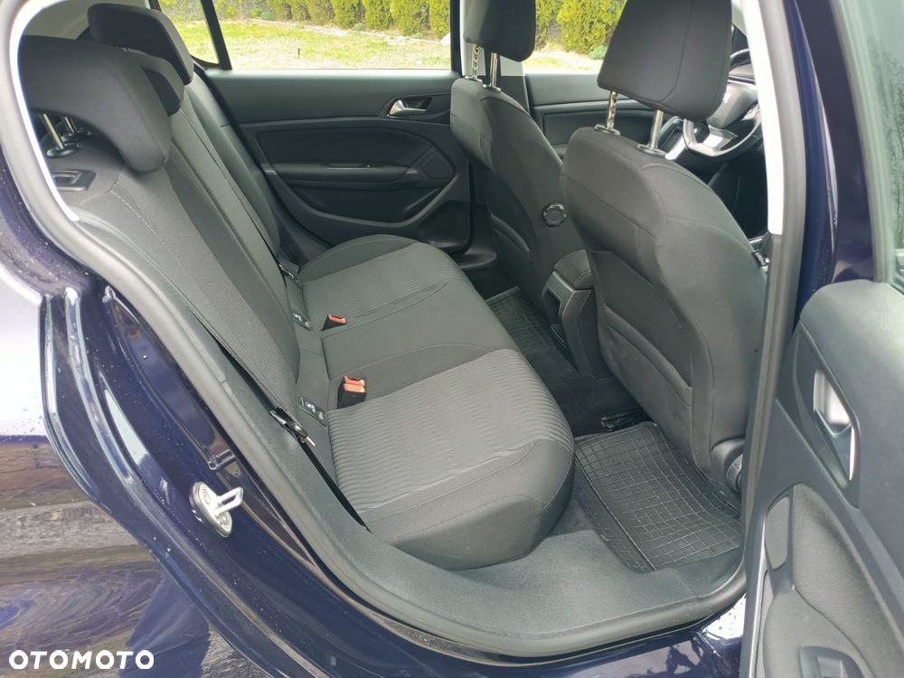 Peugeot 308 1.2 PureTech Business Line S&S - 10