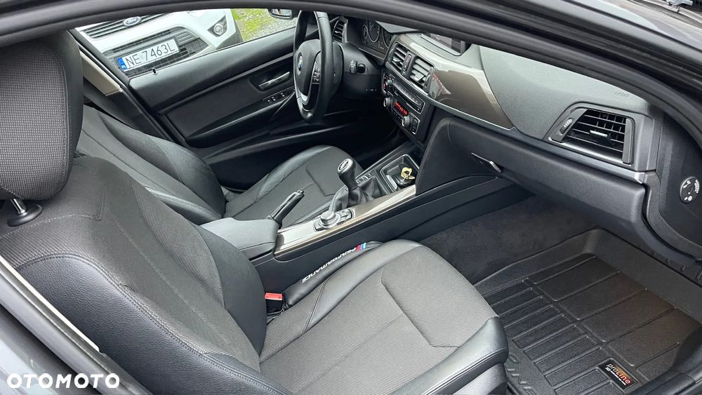 BMW Seria 3 - 16