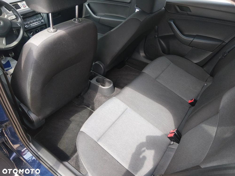 Skoda RAPID 1.2 TSI Ambition - 8