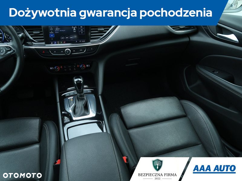 Opel Insignia - 9