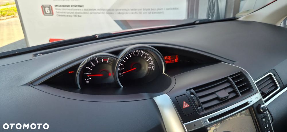 Toyota Verso 2.0 D-4D 5-Sitzer Executive - 22