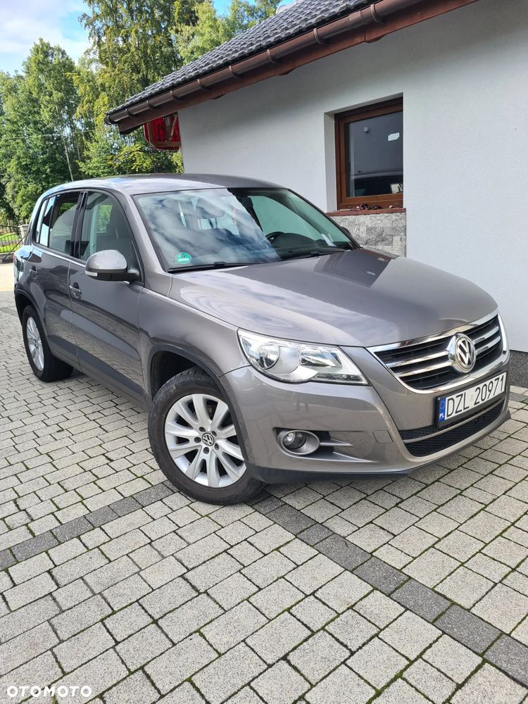Volkswagen Tiguan 2.0 TDI DPF BlueMotion Technology Trend & Fun - 1