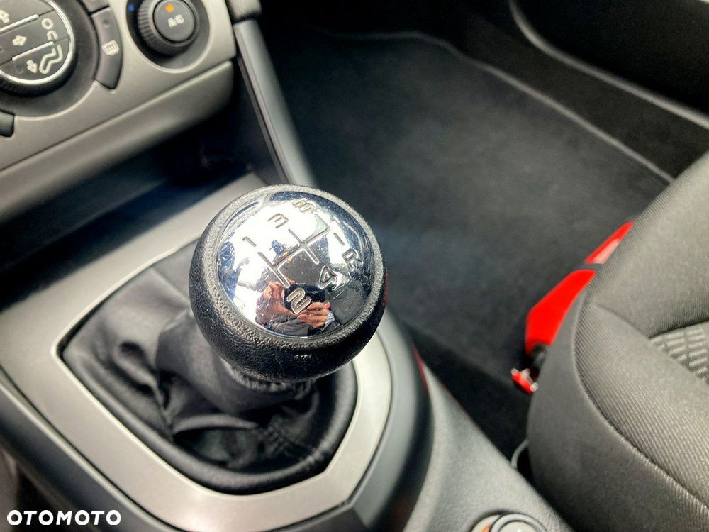 Peugeot 308 120 VTi Style - 23