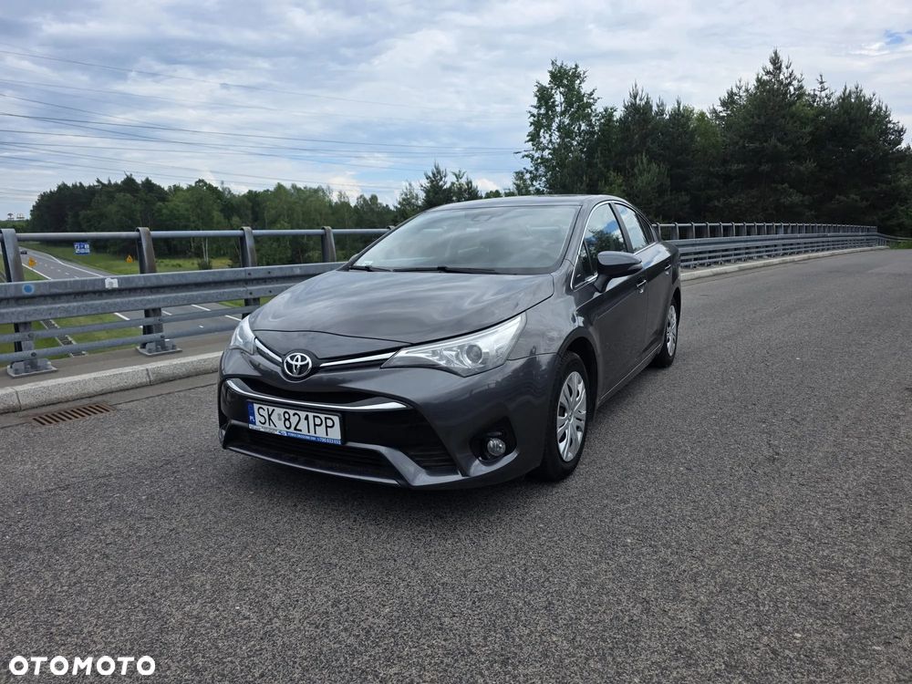Toyota Avensis 1.8 Active - 3