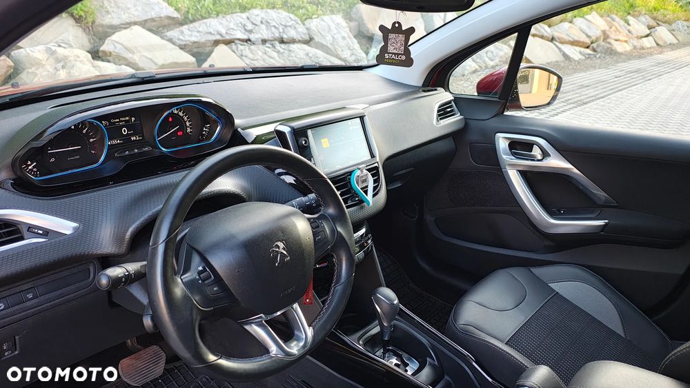 Peugeot 2008 PureTech 130 Stop&Start EAT6 Signature - 19