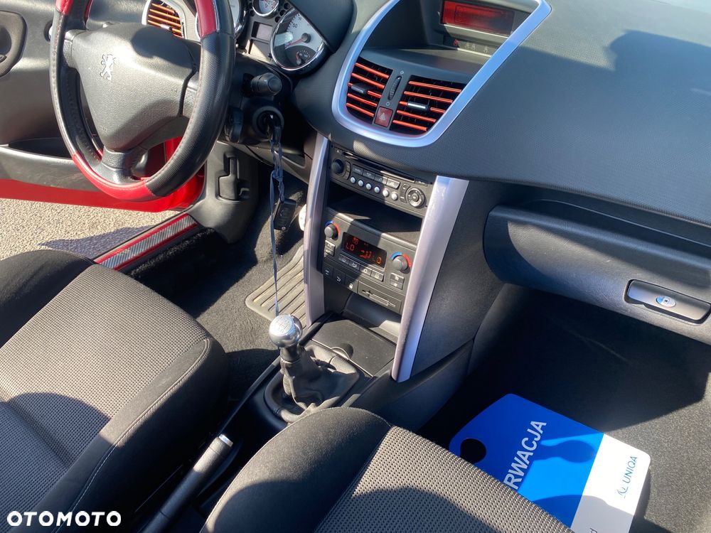 Peugeot 207 CC - 21