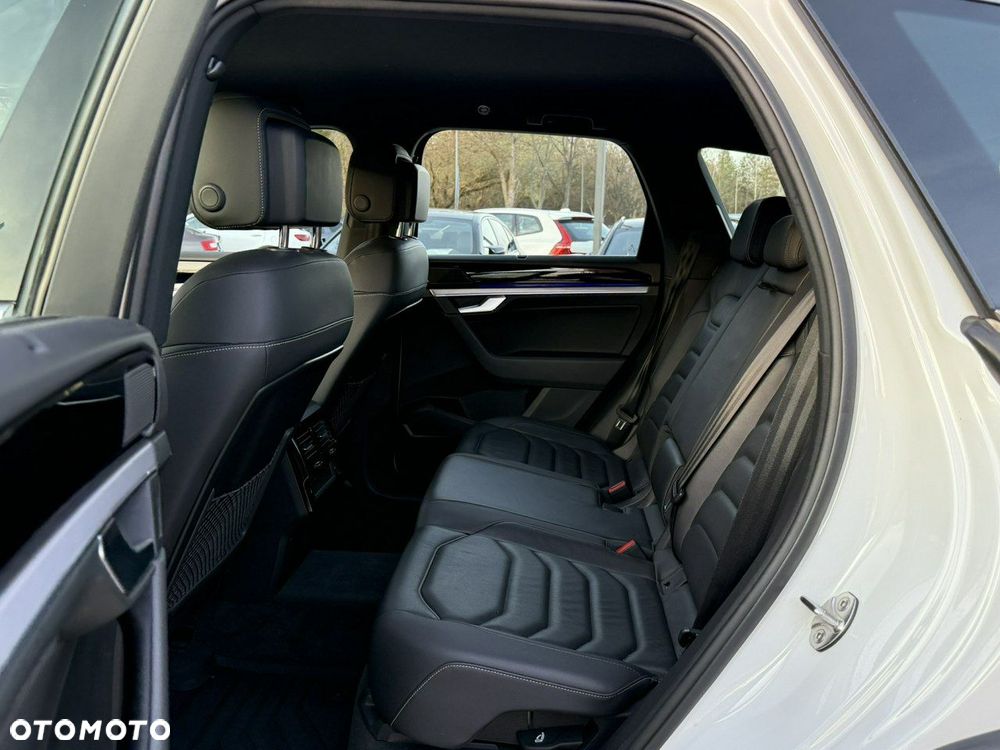 Volkswagen Touareg 3.0 V6 TDI SCR 4Mot Elegance - 16