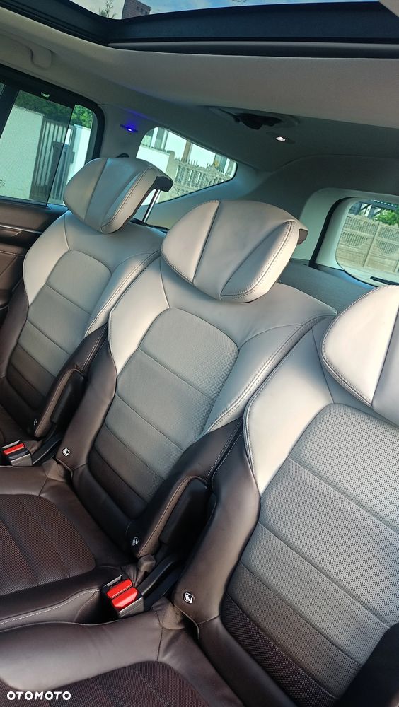 Renault Espace 1.6 dCi Energy Initiale Paris EDC 7os - 26