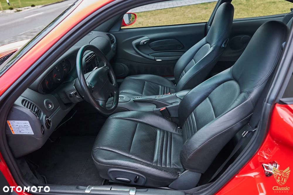 Porsche 911 - 28