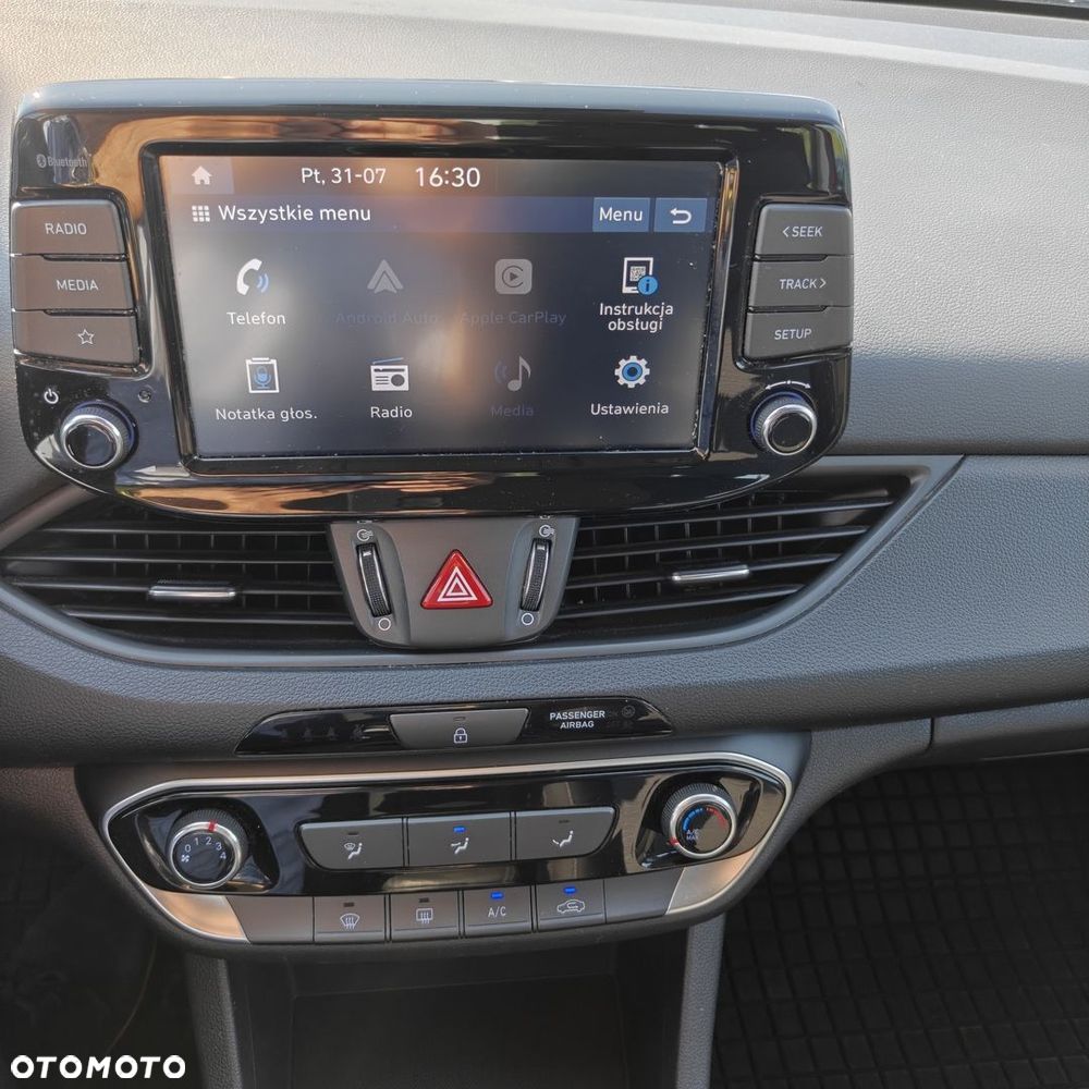 Hyundai i30 1.5 T-GDI 48V Modern - 14