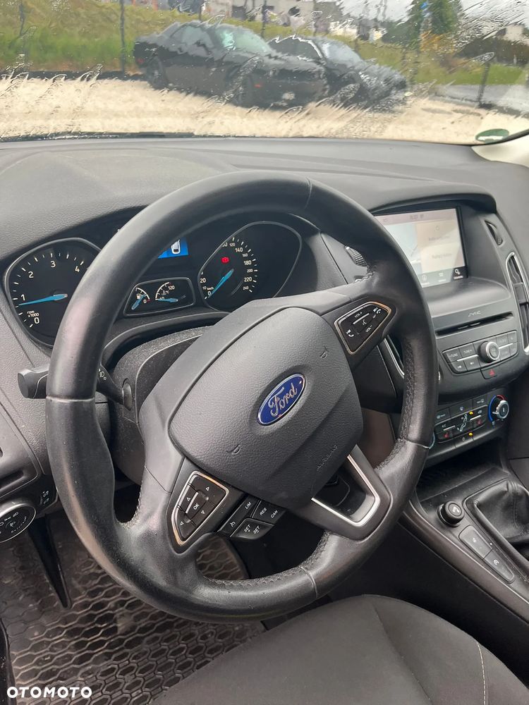 Ford Focus 1.5 TDCi DPF Start-Stopp-System Trend - 5