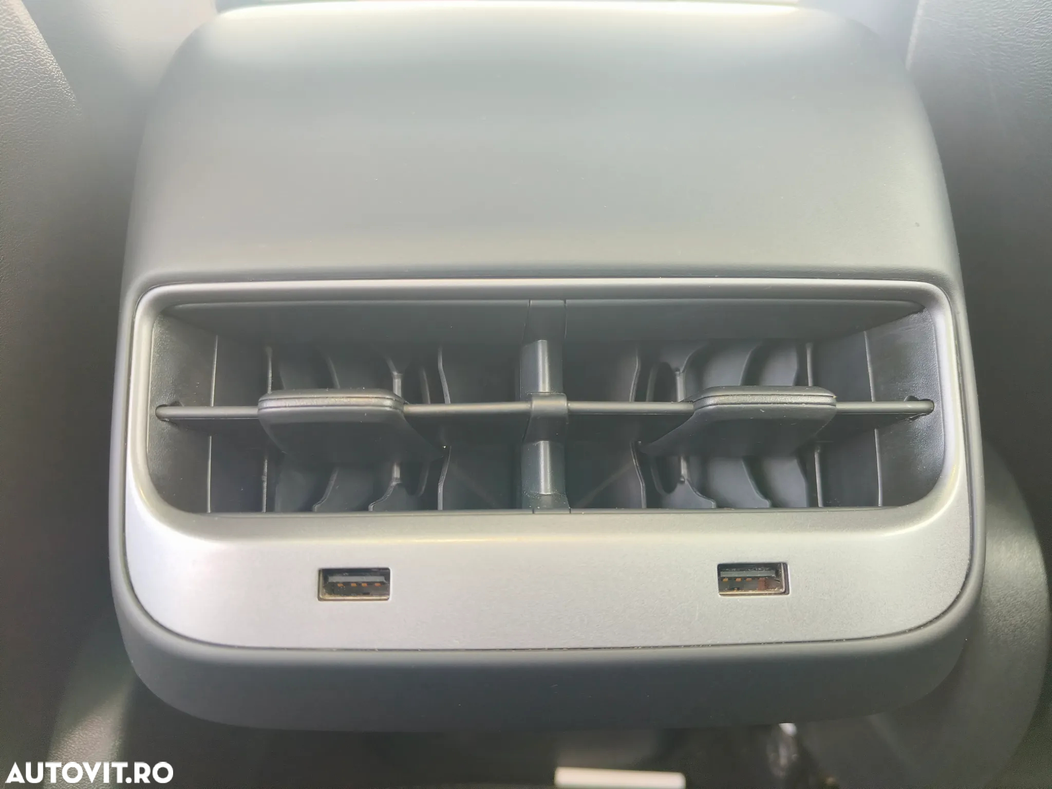 Tesla Model 3 Standard Reichweite Plus Hinterradantrieb - 10