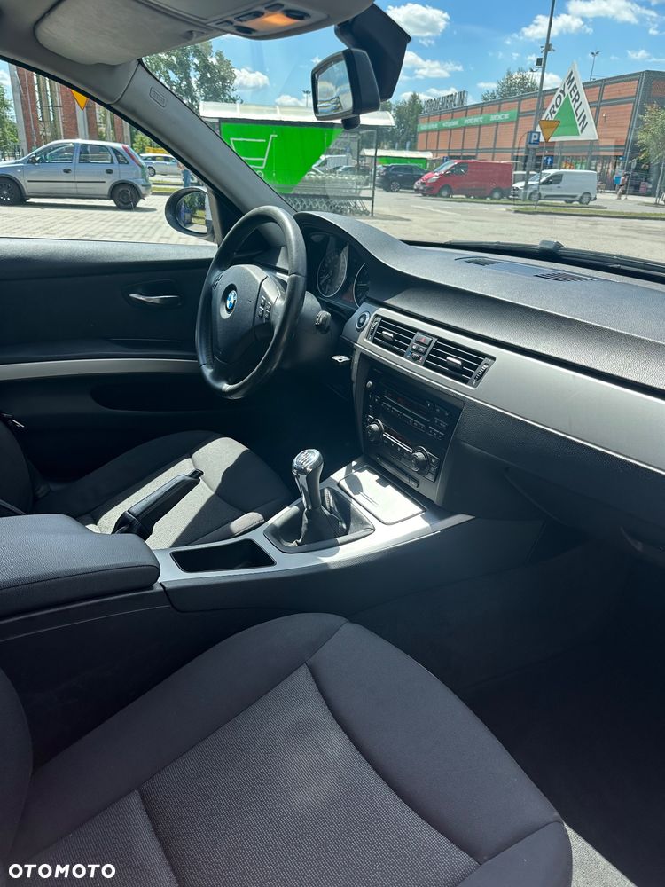 BMW Seria 3 - 12