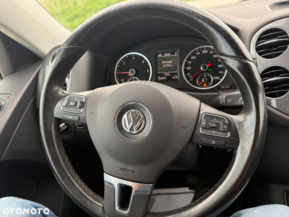Volkswagen Tiguan 2.0 TDI DPF 4Motion BlueMotion Technology DSG Exclusive - 30
