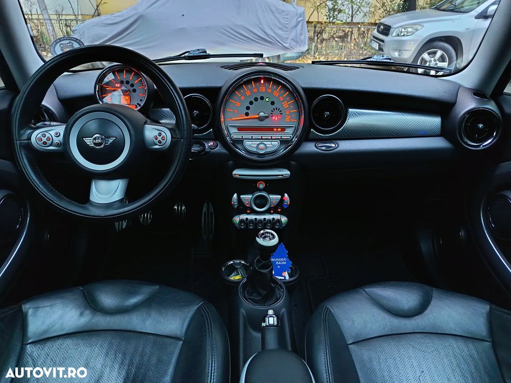 Mini Cooper S 50 Mayfair - 9