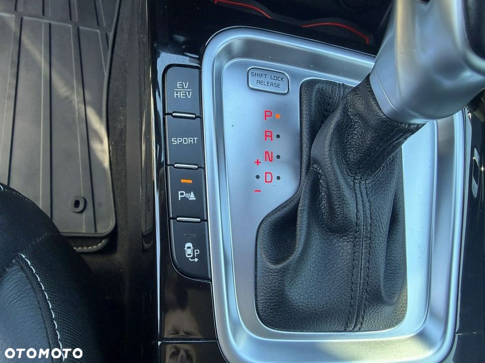 Kia XCeed 1.6 GDI PHEV XL DCT - 24