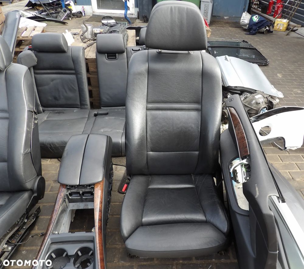 BMW - E70 - FOTELE , KANAPA , BOCZKI , TUNEL ŚRODKOWY - KOMFORT - EUROPA - OGRZEWANE - SKÓRA - 3