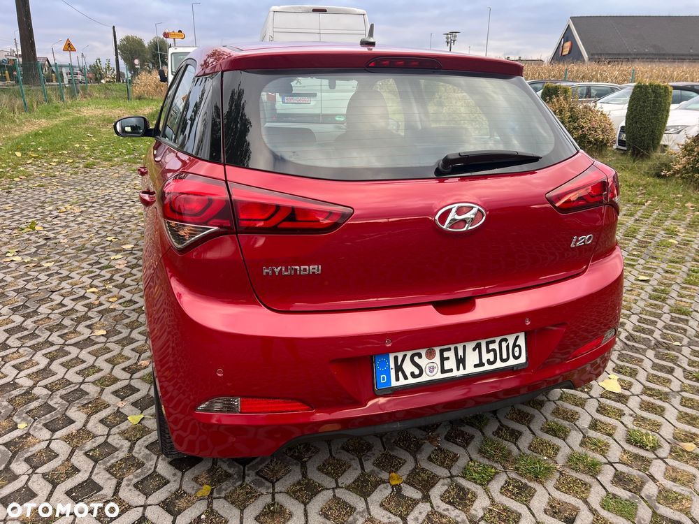 Hyundai i20 1.4 Trend - 10