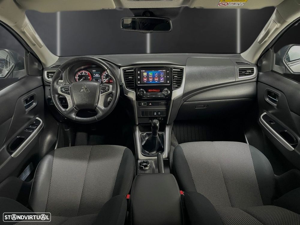 Mitsubishi L200 2.3 DI-D Strakar Space Cab Connect Edition 4WD - 2