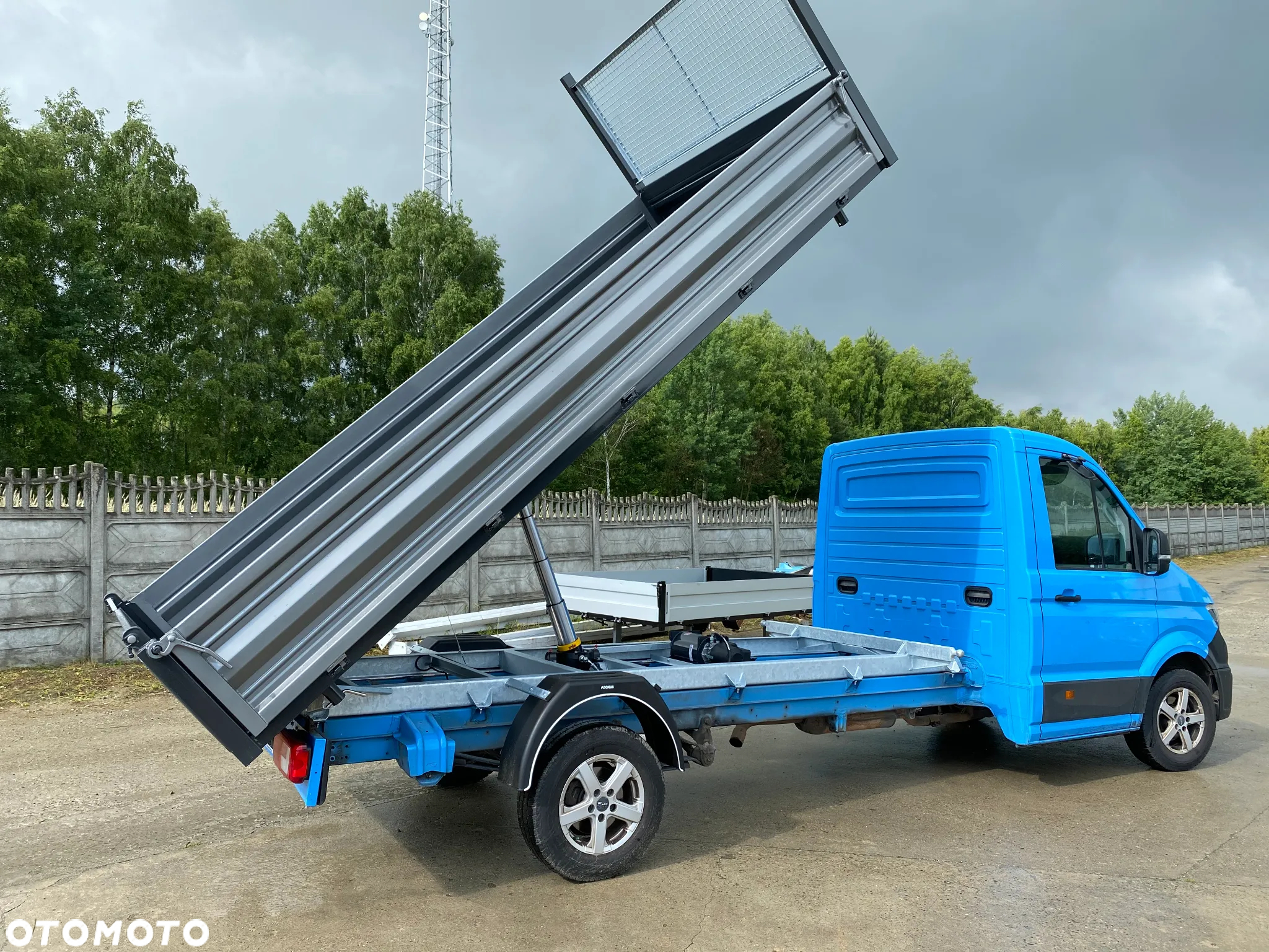 Volkswagen Crafter - 2