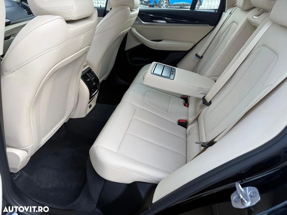 BMW X3 xDrive30e AT PHEV - 21