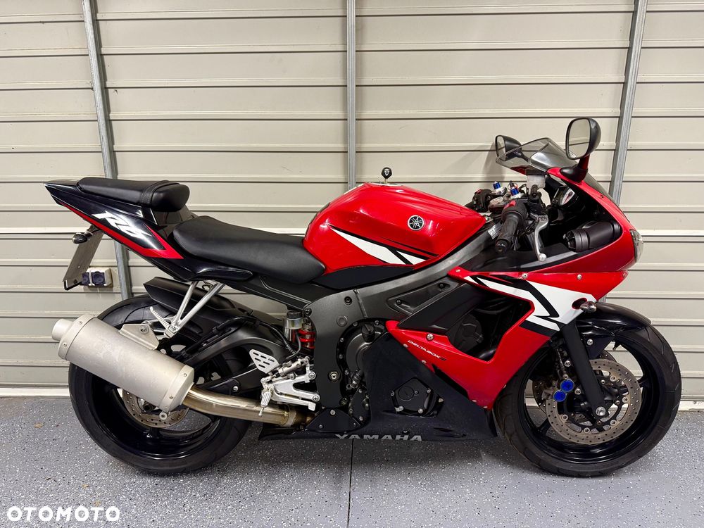 Yamaha R6 - 2
