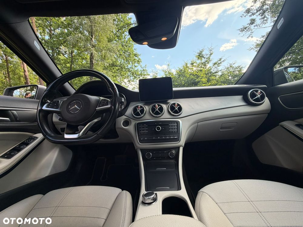 Mercedes-Benz GLA 220 d 4-Matic AMG Line - 6